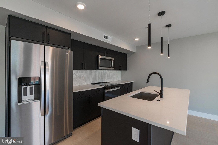 Photo - 6604 Ridge Avenue Unit 206