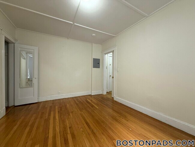 Foto del edificio - 1175 Boylston St