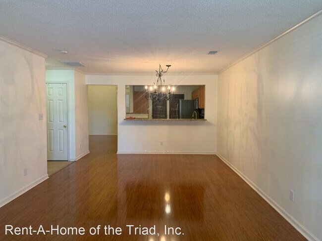 Building Photo - 3 br, 2.5 bath House - 5625 Fellowship Dr