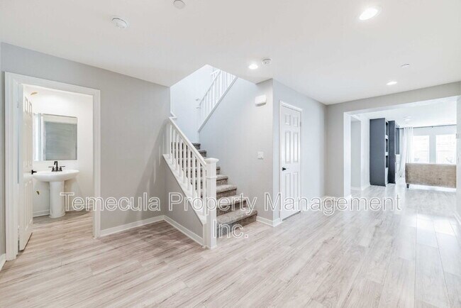 Foto del edificio - 28245 Digger Ln