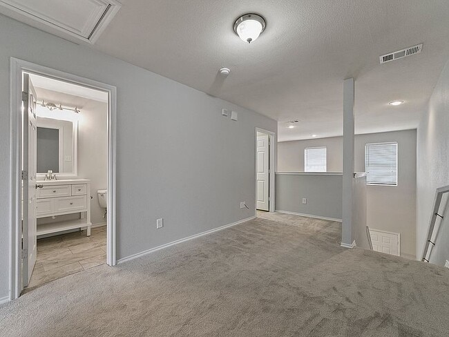 Building Photo - 4162 Kyndra Cir