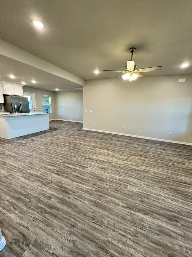 Open floor plan - 3609 Gallant Fox Ave