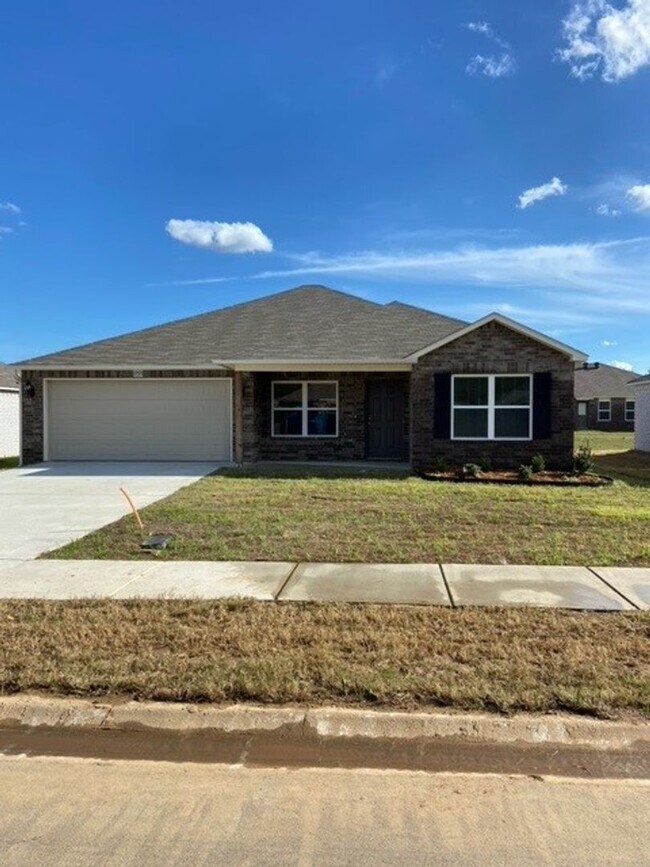 Building Photo - *Pre-leasing* Four Bedroom | Two Bath Home  in Conrad Court