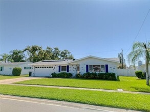 Building Photo - 1837 Princeton Dr