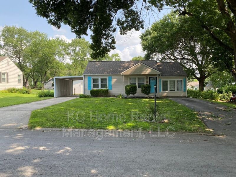 Primary Photo - 2502 NE 52 St