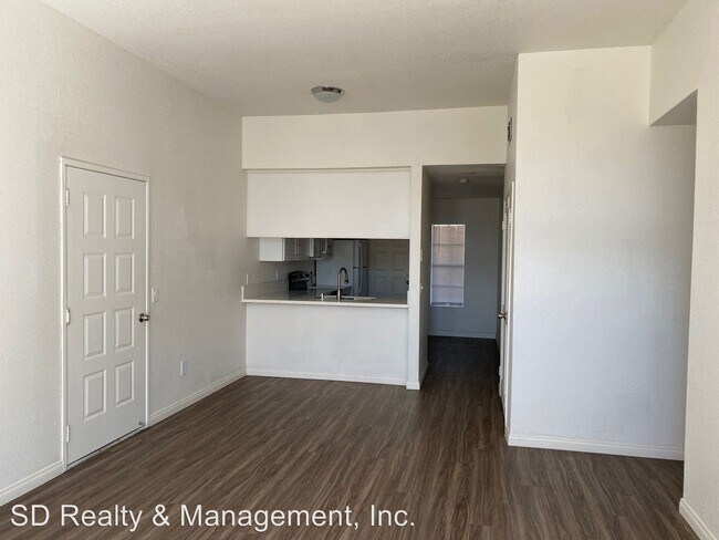 Building Photo - 4512 Oregon St