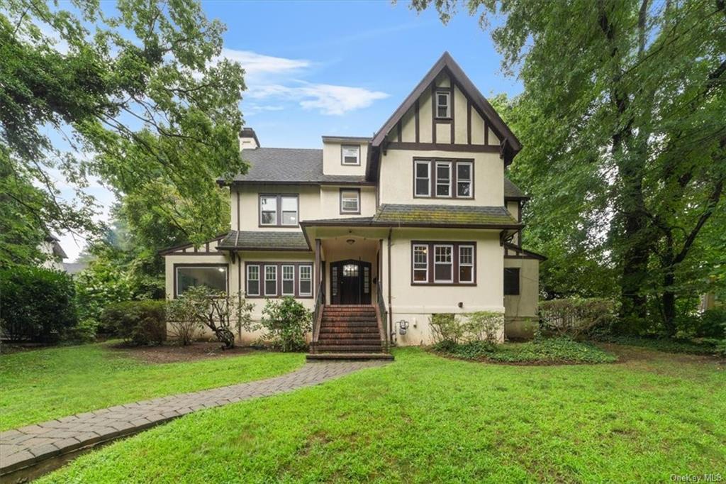 Primary Photo - 11 Brookside Cir