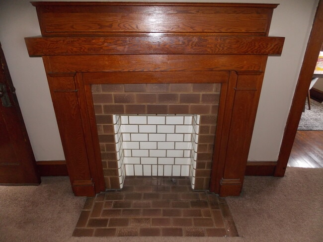 Building Photo - 3611 Maple St