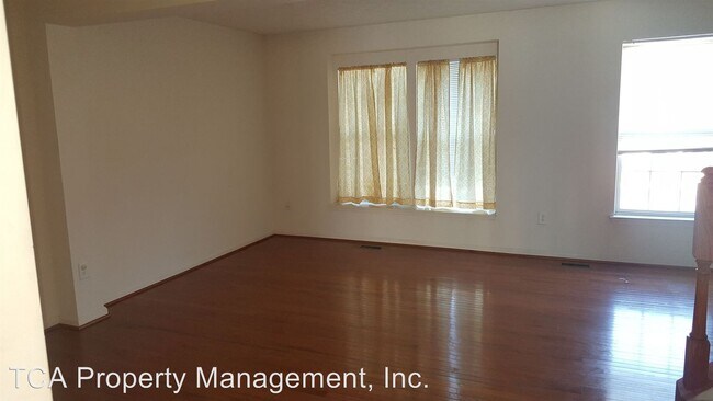 Building Photo - 3 br, 2.5 bath House - 113 Truman Street