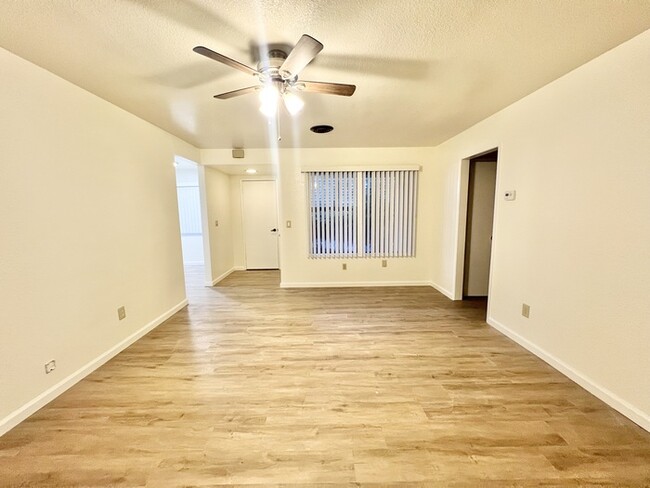 Building Photo - Stunning newly remodeled 2-bedroom 1-bathr...