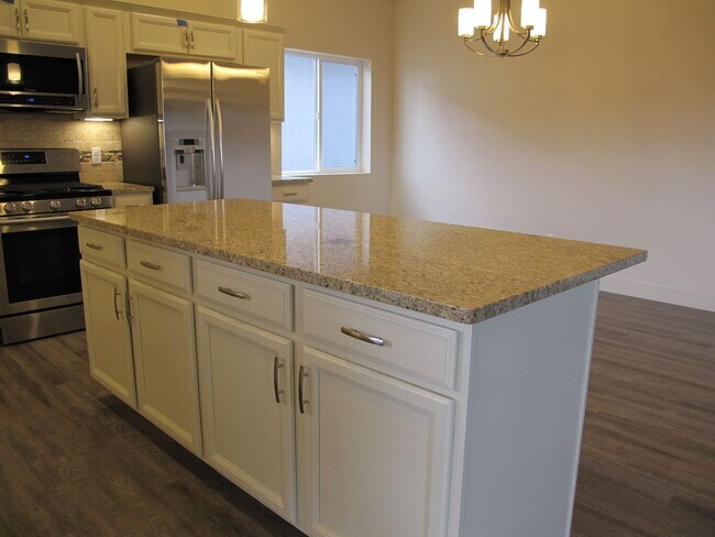 Building Photo - Beautiful home coming soon!