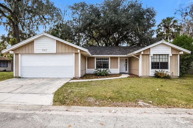 Building Photo - 647 Redwood Dr