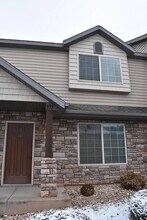 Building Photo - 340 1425 N St