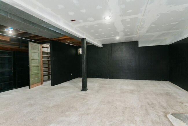Foto del edificio - 9640 Bridgeport Way SW