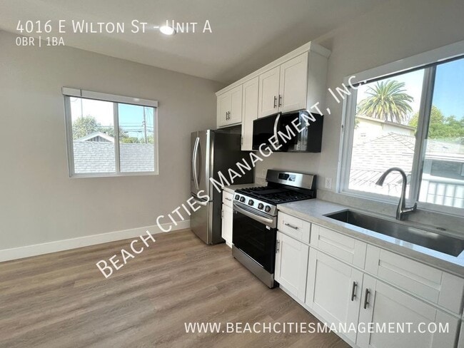 Building Photo - 4016 E Wilton St