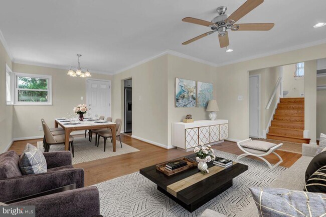 Building Photo - 6004 Mustang Pl