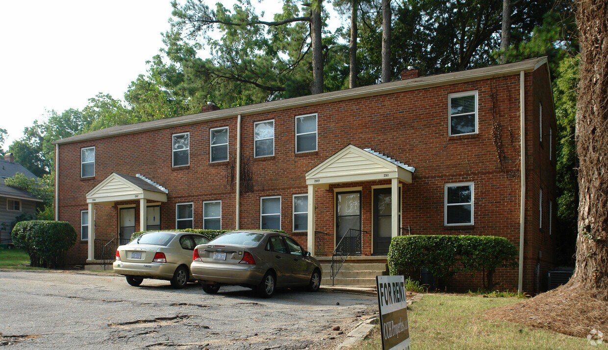 Primary Photo - 2907-2911 Wade Ave