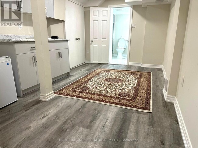 Building Photo - 3266 Mintwood Cir