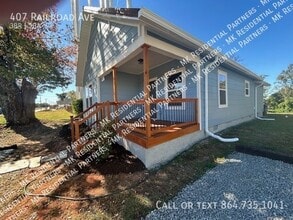 Building Photo - 407 Railroad Ave