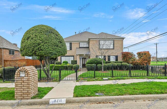 Foto del edificio - 3211 Wessex Cir