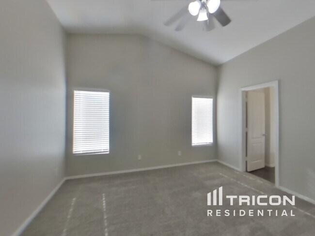 Foto del edificio - 39391 N Parisi Cir