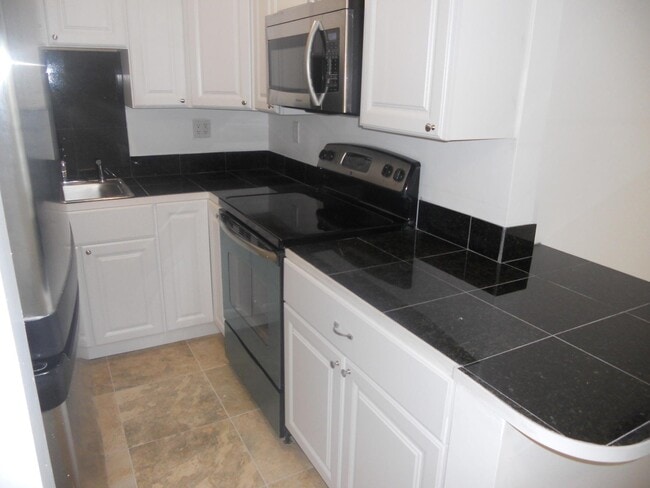 Foto del edificio - 3040 NE 16th Ave