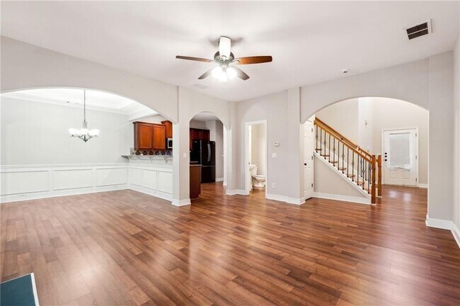 Building Photo - 2884 Cross Creek Dr