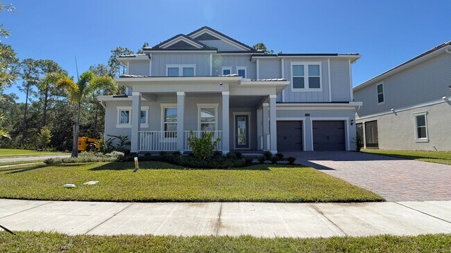 Foto del edificio - Brand-New 2025 Windermere Home with Loft, ...