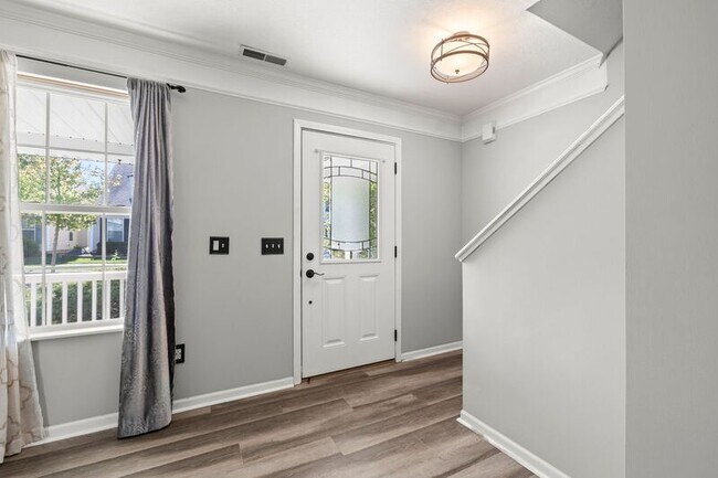 Foto del edificio - 7170 Alma Terrace Dr