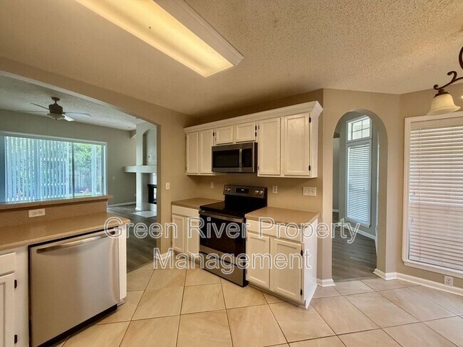 Building Photo - 1523 Quailwood Court