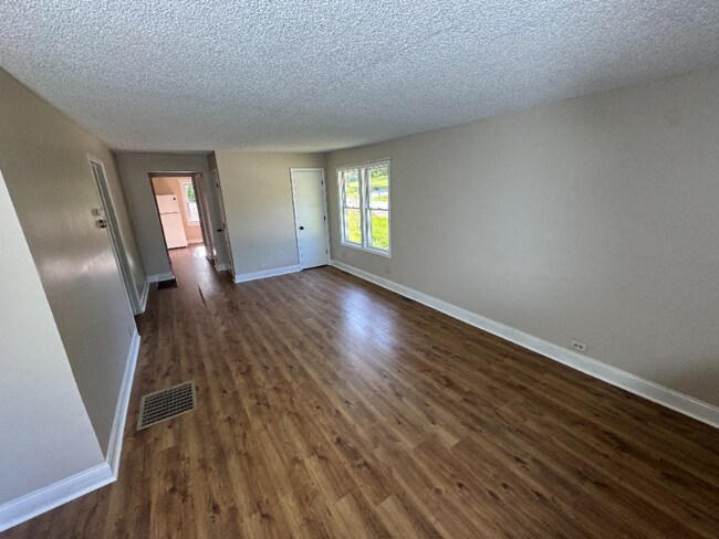 Foto del edificio - 30513 N Wilson Rd