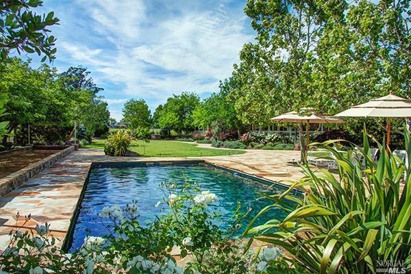Building Photo - 1500 Zinfandel Ln