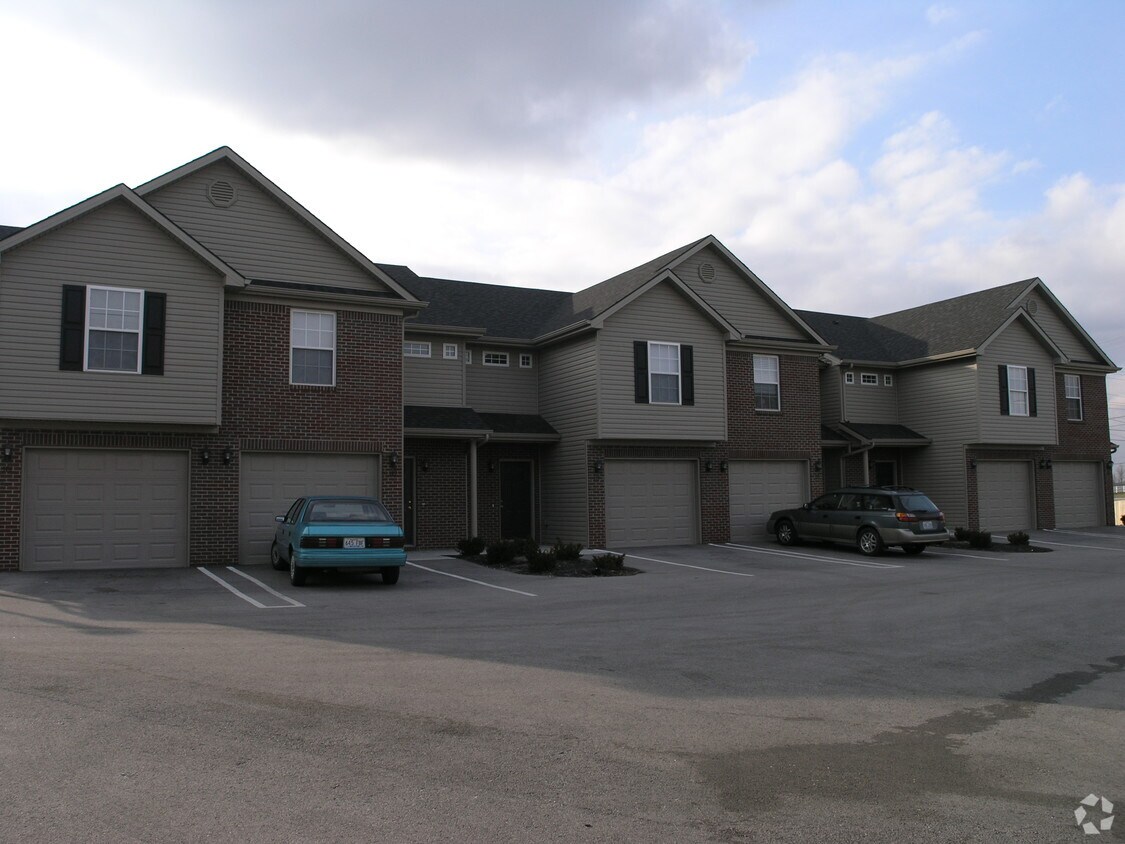 Baybrook Townhouses Apartments in Nicholasville, KY