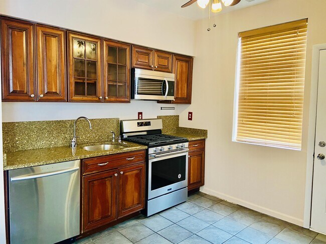 Foto del edificio - 1507 E 65th St
