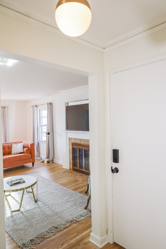 Foto del edificio - 511 8th St SW