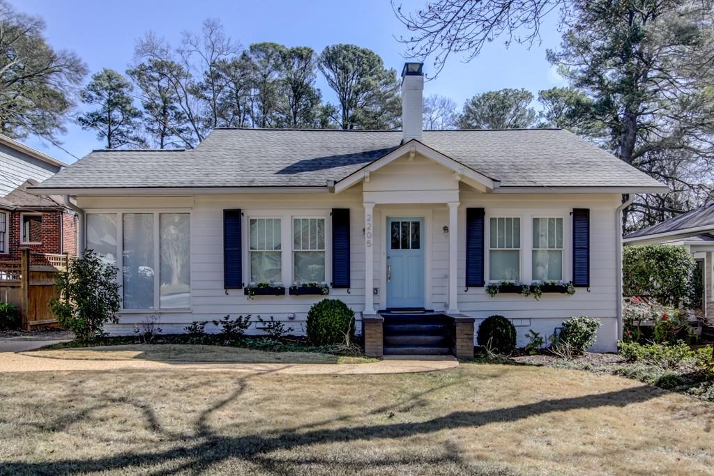 Foto principal - 2205 Willow Ave NE