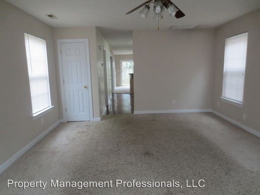 Foto del edificio - 2210 Sparrow Rd