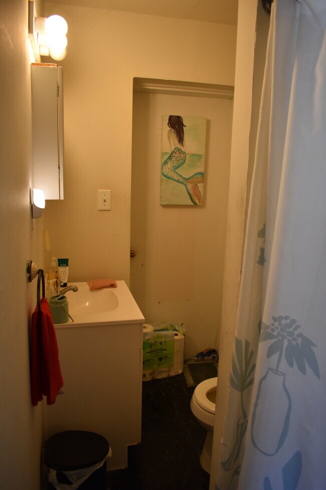 Foto del edificio - 3121 Grove Ave