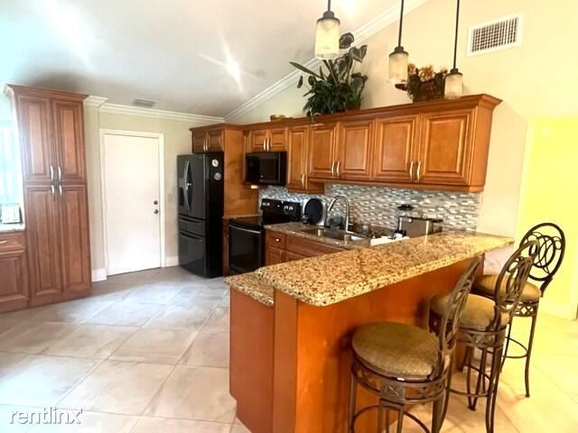 Foto del edificio - 3 br, 2 bath House - 2546 Canterbury Dr S