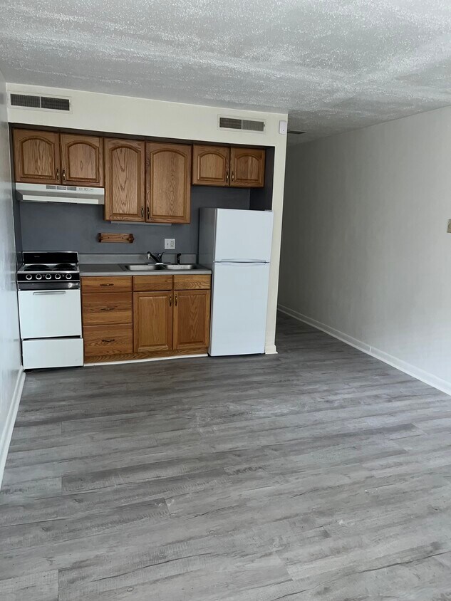 Foto principal - 2840 Colonial Ave SW