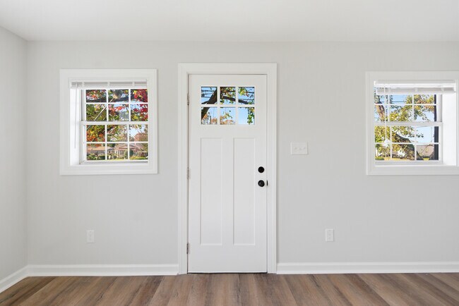 Foto del edificio - 4308 Roanoke Ave