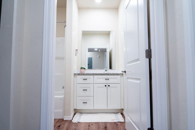 Interior Photo - Skyline Apartments, LLC