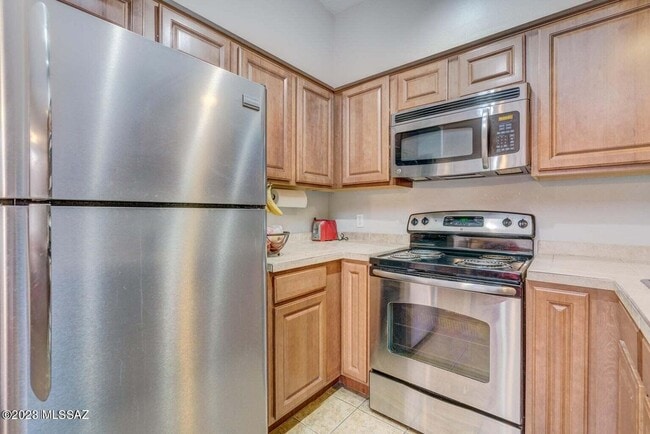 Foto del edificio - 1810 E Blacklidge Dr