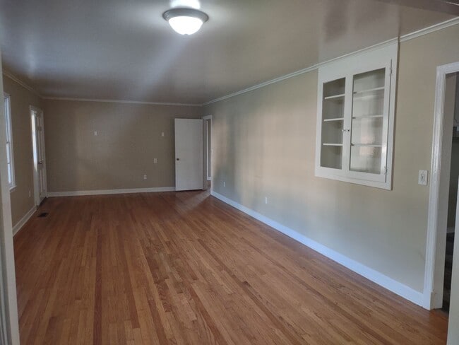 Foto del edificio - ****MOVE IN SPECIAL***1st MONTHS RENT IS F...