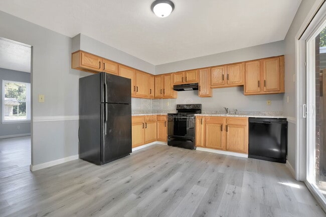 Foto del edificio - 817 Lancelot Ct