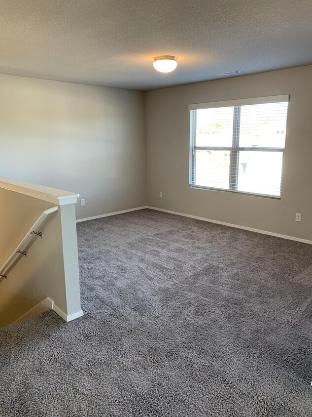 Foto principal - 1127 S Kingfisher Ln