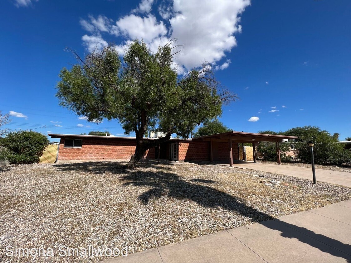 4 br, 2 bath House 101 S Evelyn Avenue House Rental in Tucson, AZ