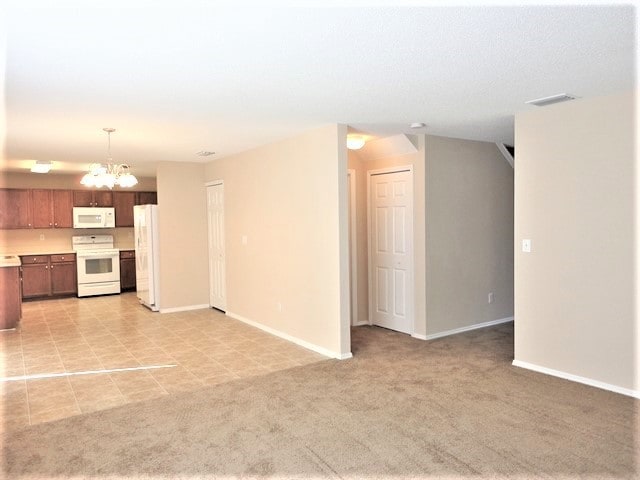 Foto del edificio - 2050 Harcourt Pl