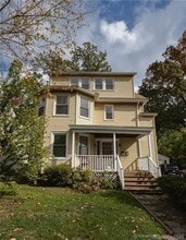 Building Photo - 748 Trout Brook Dr