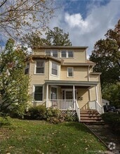 Building Photo - 748 Trout Brook Dr